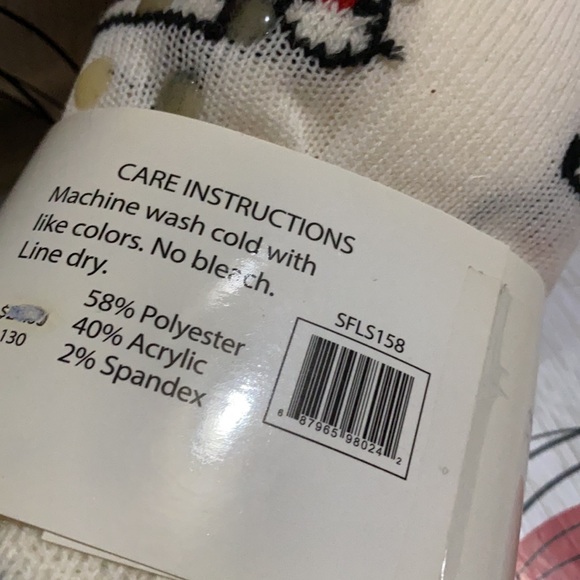 Prestige Edge Women’s Christmas ‘Santa Hat’ Non-Slip Sherpa Socks - Picture 13 of 16